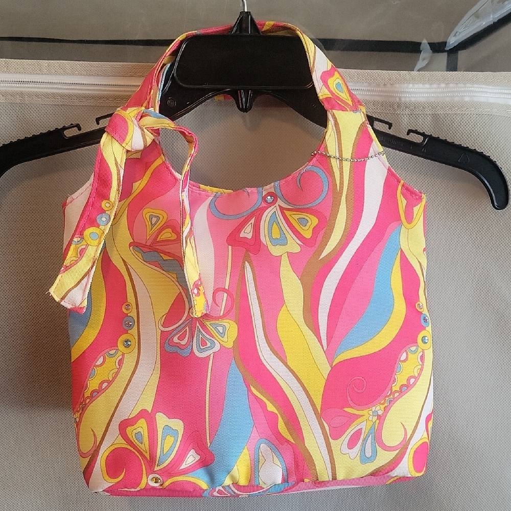 Vibrant Swirl Pattern Handbag